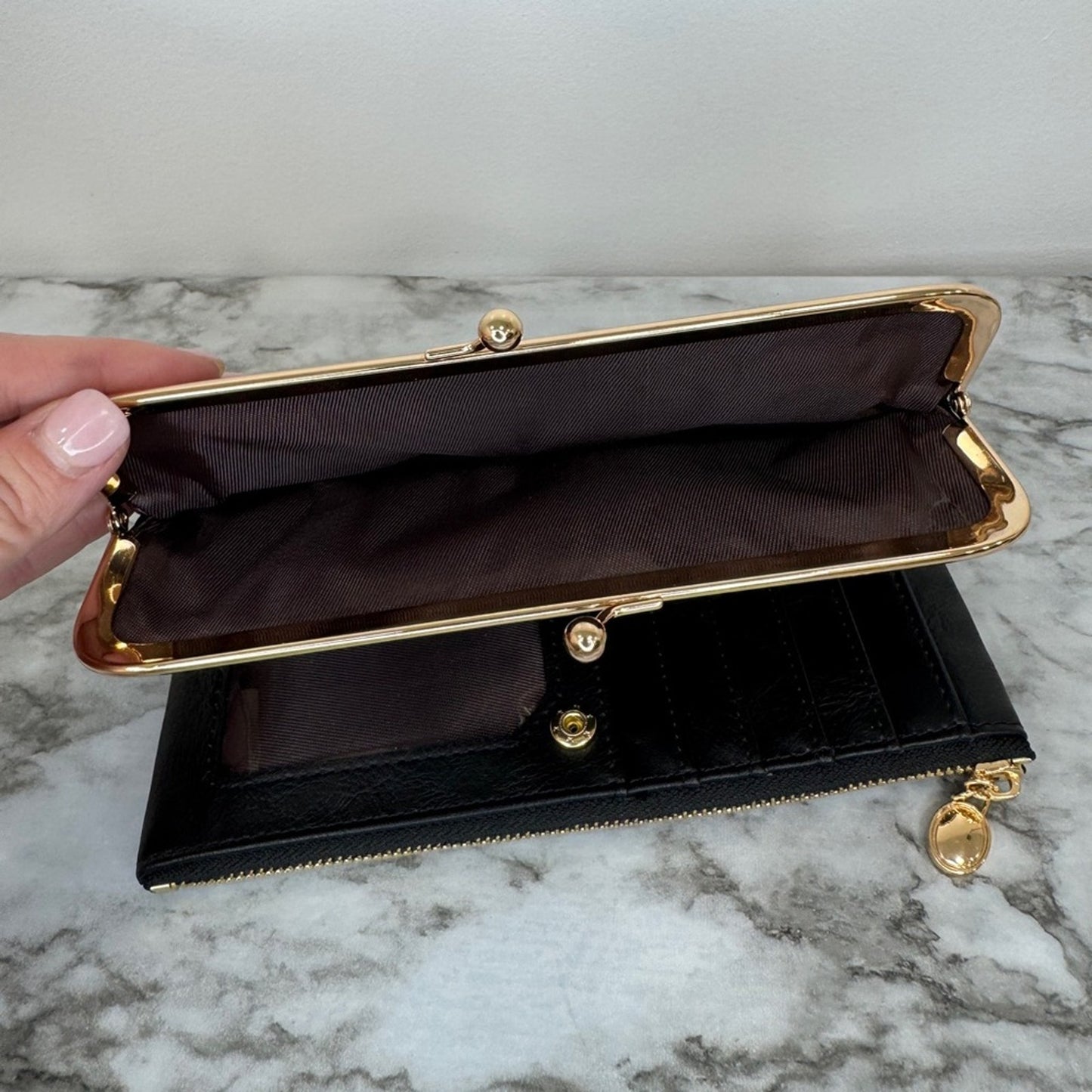 Black Wallet with Gold Kiss Lock & Zipper – Card Slots & ID Window