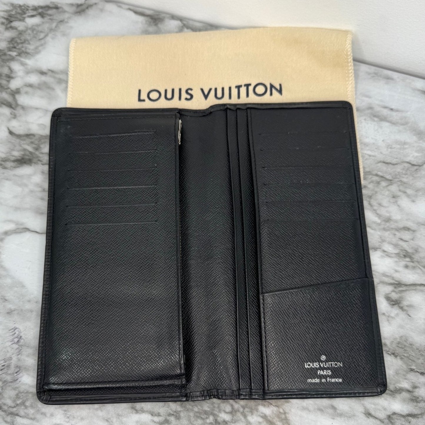 Louis Vuitton Epi Brazza Black Men’s Long Wallet LV