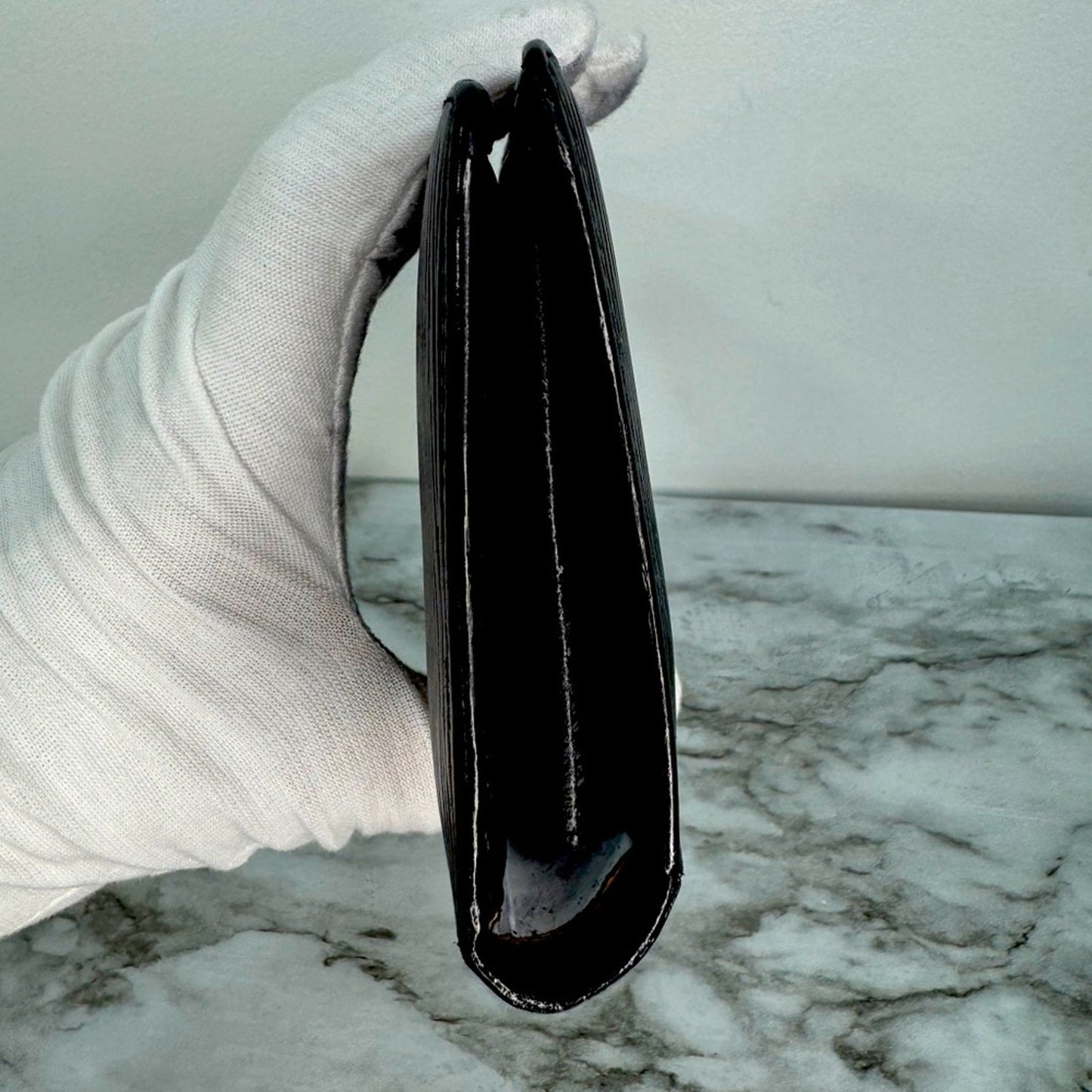 Louis Vuitton Epi Brazza Black Men’s Long Wallet LV