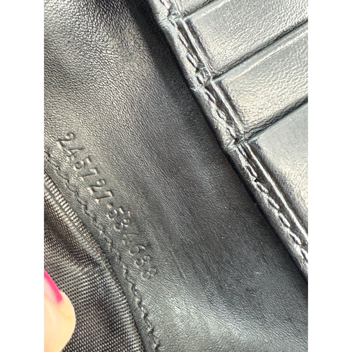 Gucci Guccissima GG Heart Black Leather Bifold Wallet
