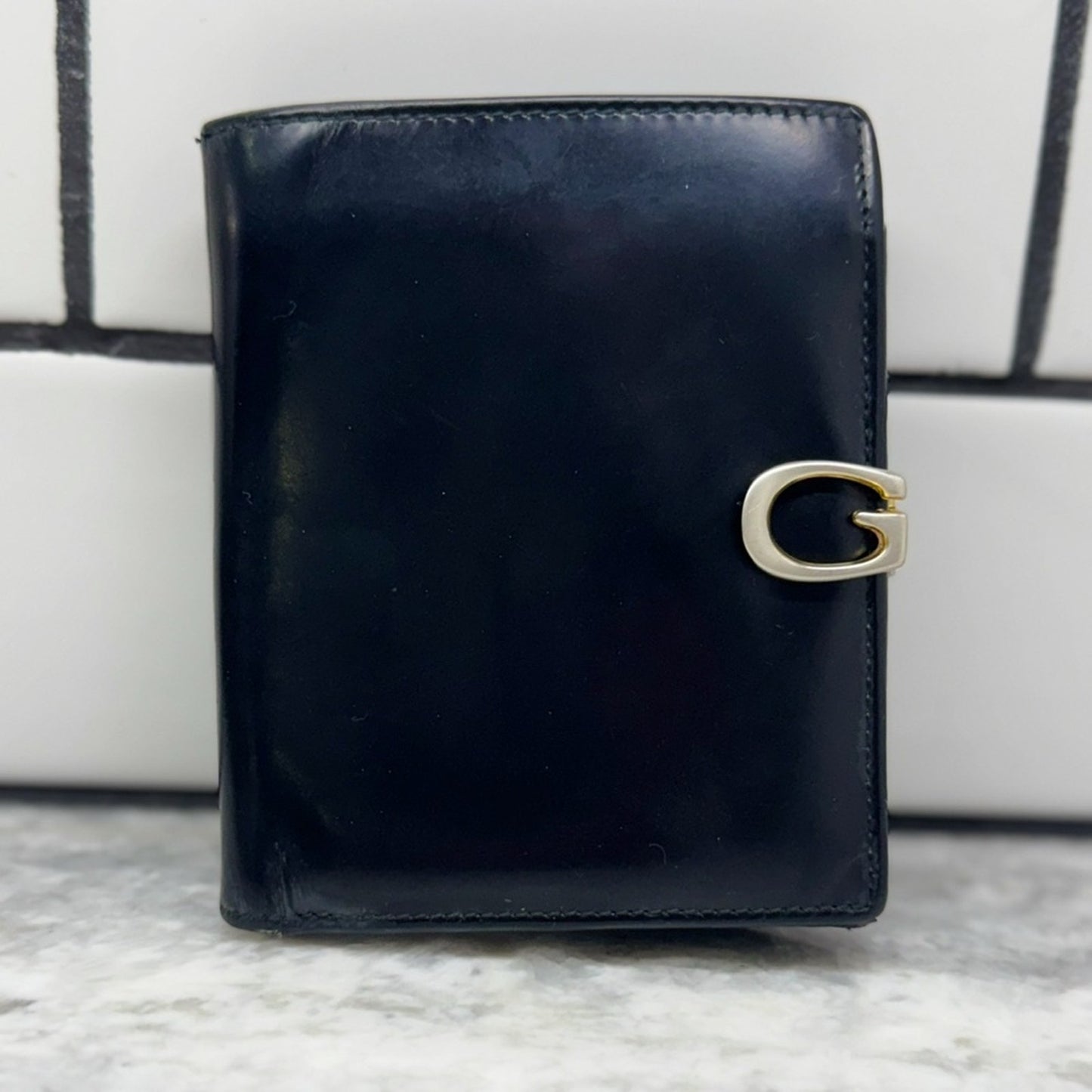 Gucci Black Leather Wallet with G Clasp | Red Interior | Vintage