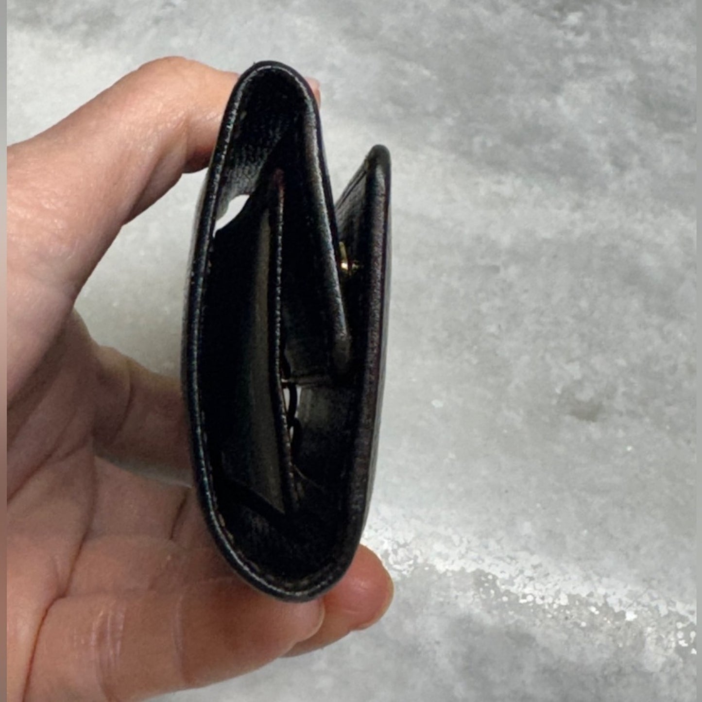 Chanel Caviar Leather 6-Key Holder
