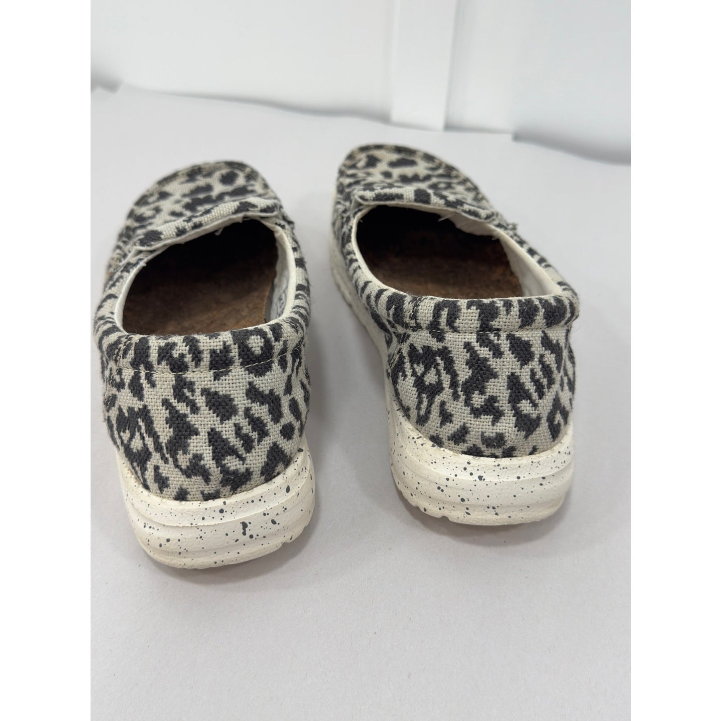 Hey Dude Misty Loafers Cheetah Gray Size 7