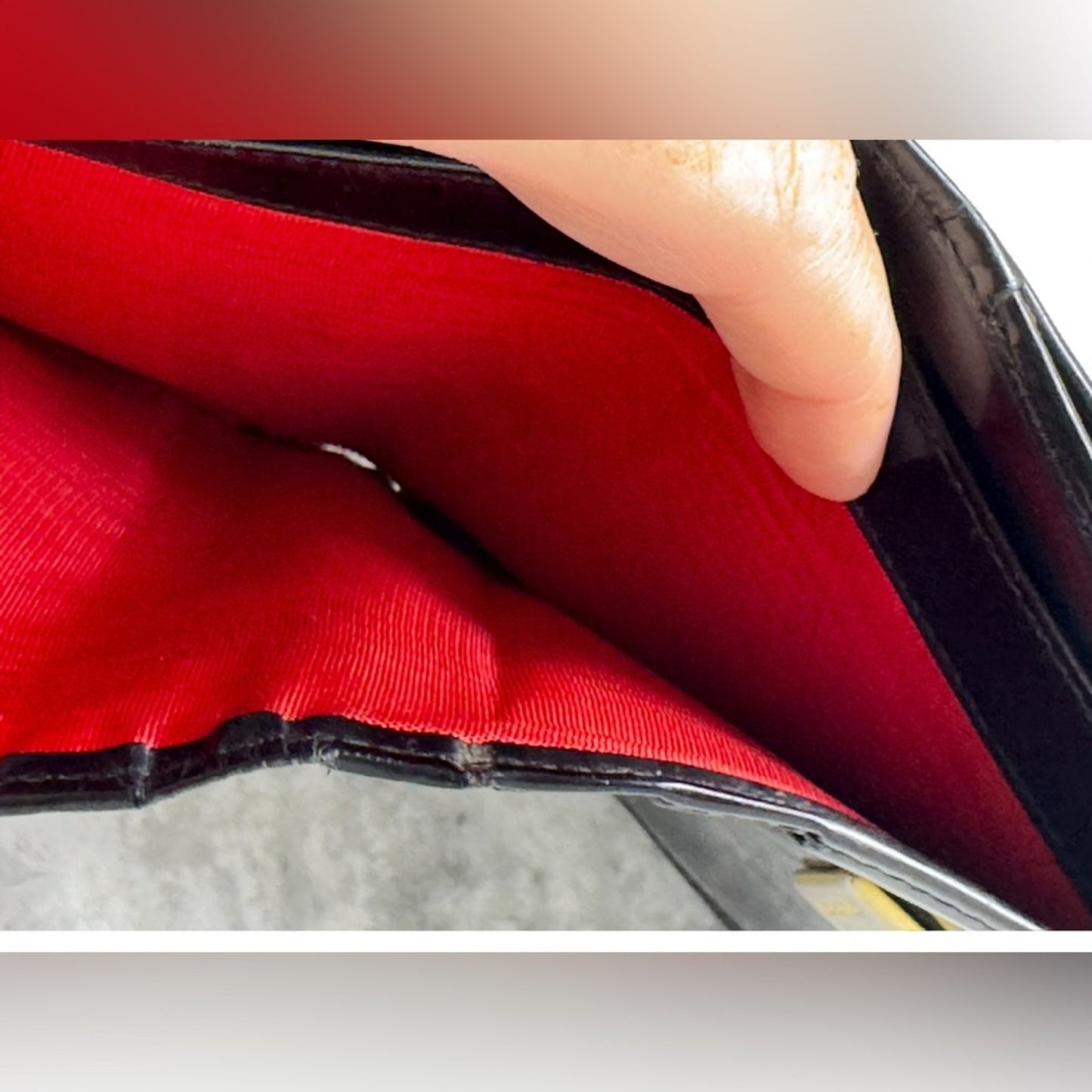 Gucci Black Leather Wallet with G Clasp | Red Interior | Vintage
