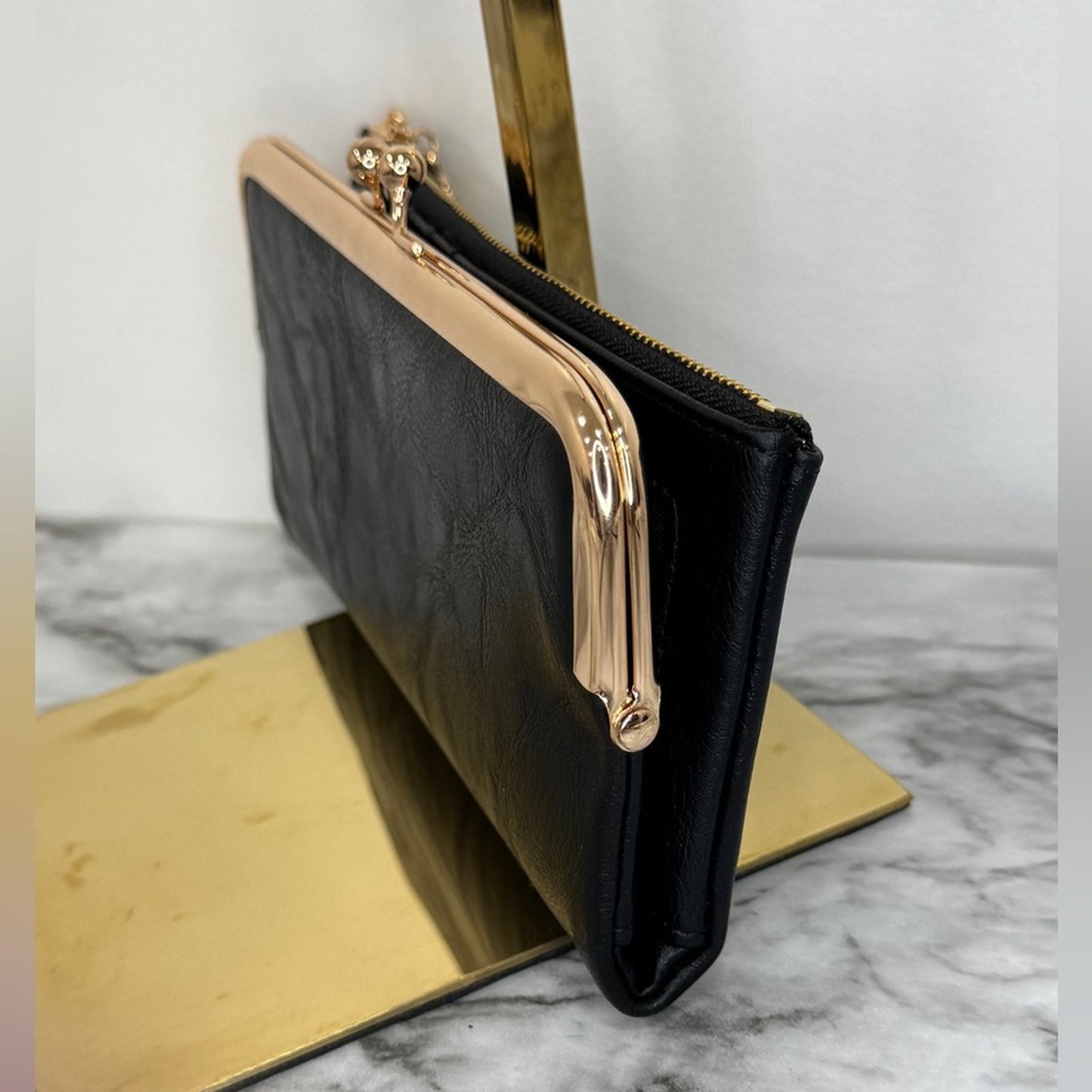 Black Wallet with Gold Kiss Lock & Zipper – Card Slots & ID Window