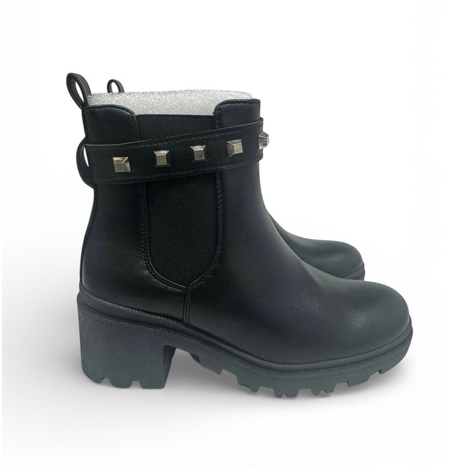 Black Studded Chelsea Ankle Boots Lug Sole Block Heel Size 6.5