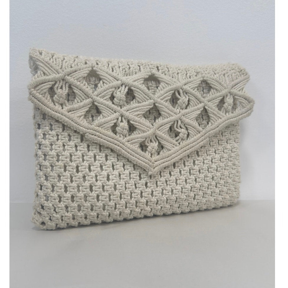 Vintage 1960s Mister Ernest Macrame Crochet Foldover Clutch Cream Boho Bag