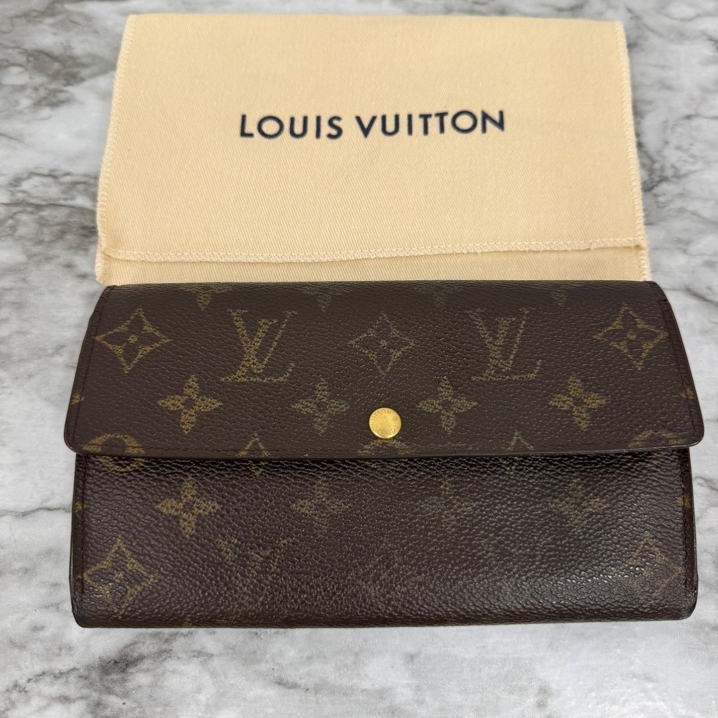 Louis Vuitton Sarah Long Wallet - LV Monogram Canvas with Dust Bag