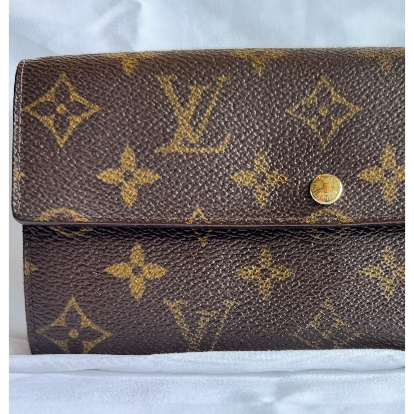 Louis Vuitton Monogram Sarah Wallet