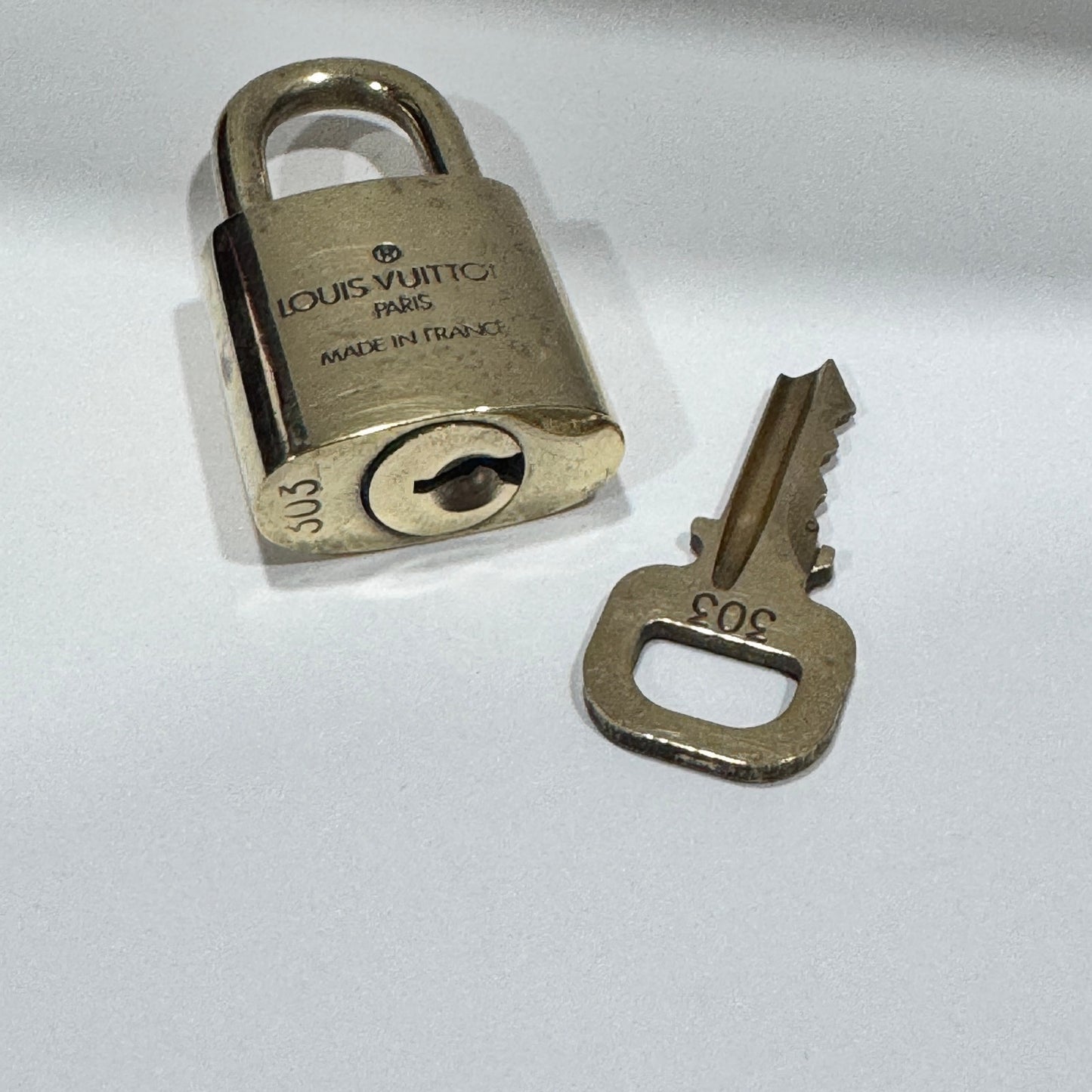 Louis Vuitton Gold Padlock & Key Set  LV Brass Lock 303