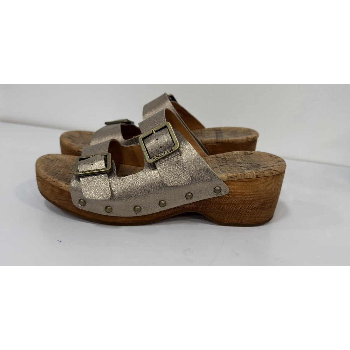 Kork Ease Saffron Slide Wedge Clog Sandals Metallic Gold Leather Strap 8 Studded