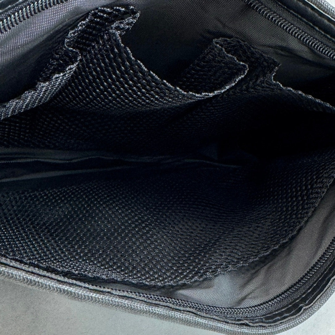 Oscar de la Renta Vintage Black Travel Toiletry Bag – Large Unisex Organizer