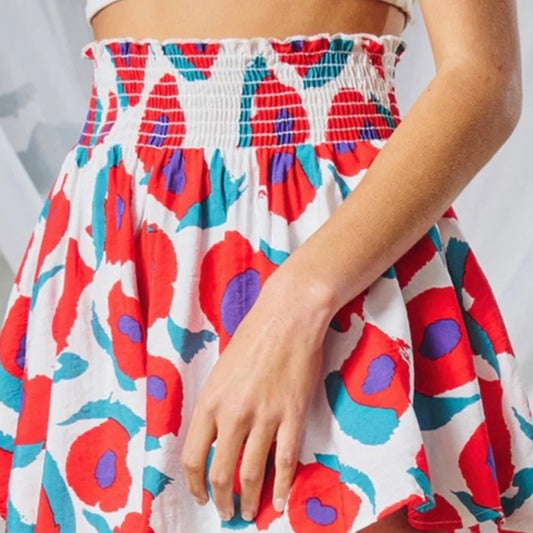 Bucket List Bold Floral Smocked Waist Shorts | Size Large 12-14 | New with Tags