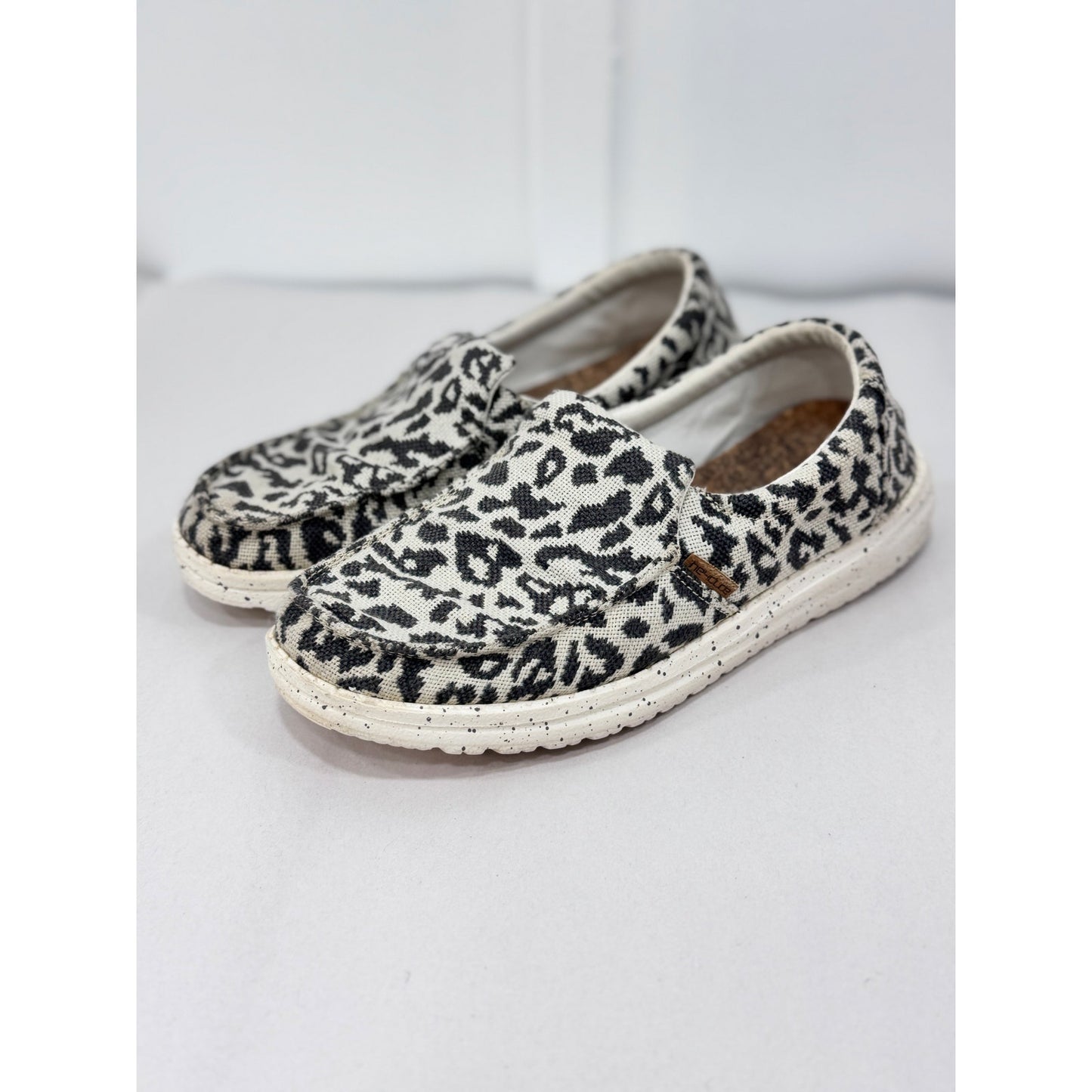 Hey Dude Misty Loafers Cheetah Gray Size 7