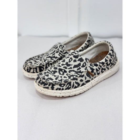 Hey Dude Misty Loafers Cheetah Gray Size 7