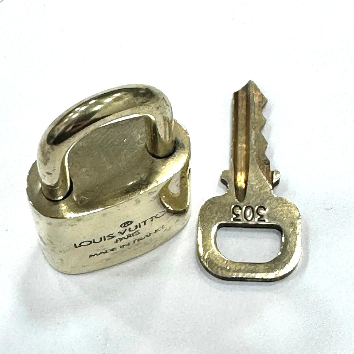 Louis Vuitton Gold Padlock & Key Set  LV Brass Lock 303